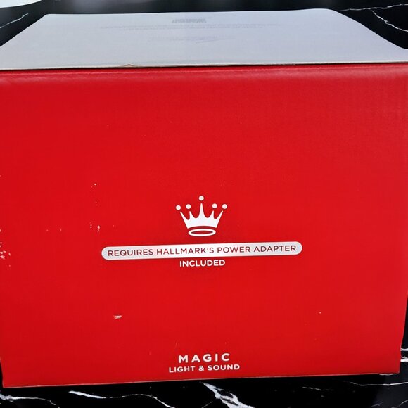 NIB Hallmark 2024 THE MERRIEST HOUSE IN THE GALAXY Star Wars Table Decoration - Picture 7 of 11